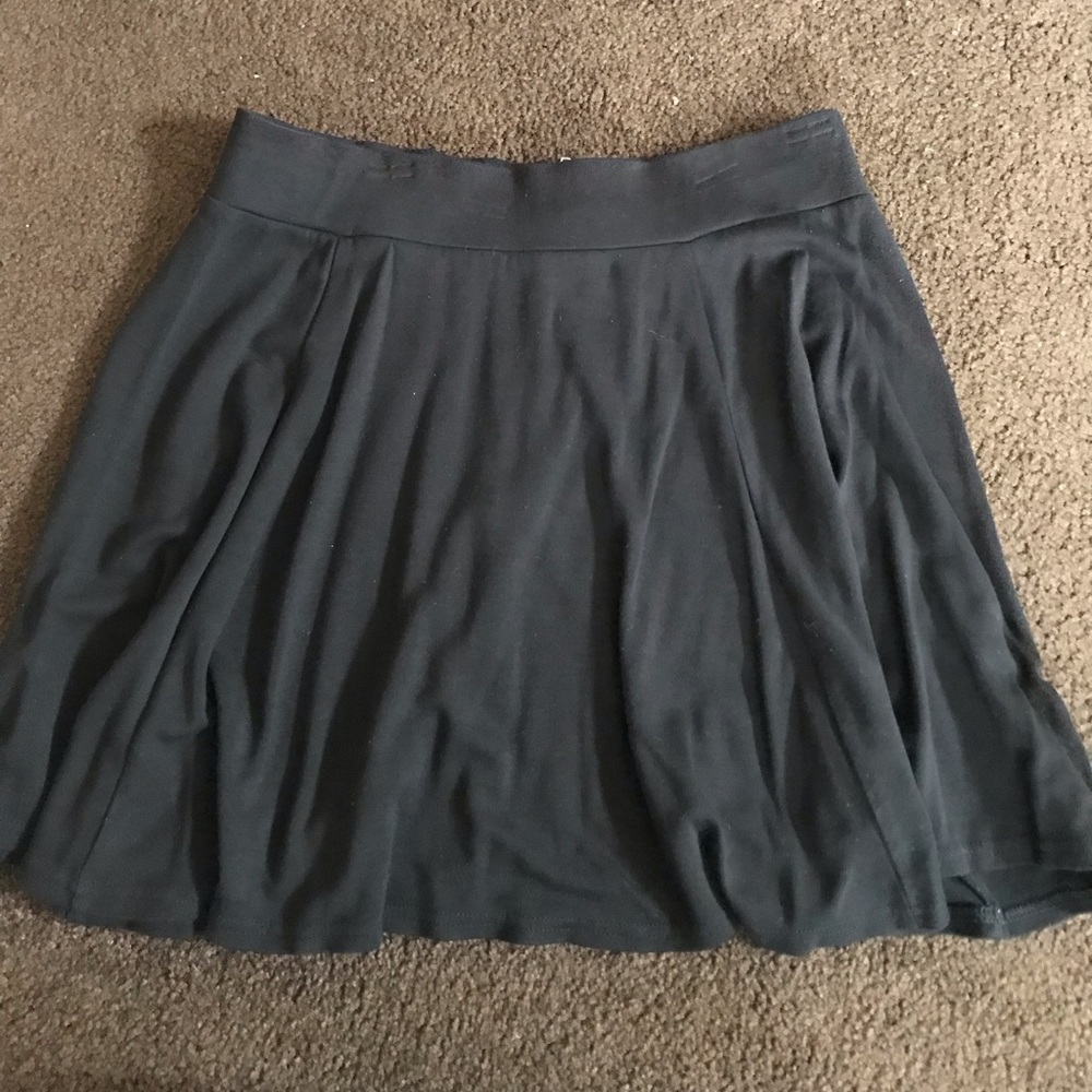 Black skater skirt